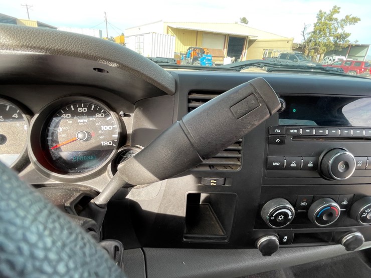 #104-•-2012-chevy-silverado-(salvaged-nm-title)-image-90