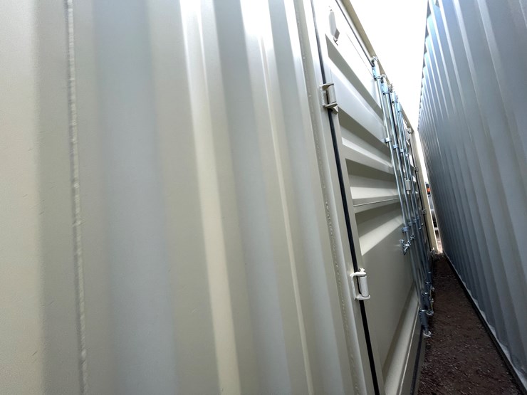 #200c-•-40'-container-image-55