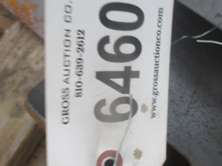 #6460-•-yintatech-1/4-universal-quick-attach-mount-plate-weight:-82-lb-outside-width:-45.2"-inside-width:-44.29"-length:-16.81".-thickness:-1/4".-image-2