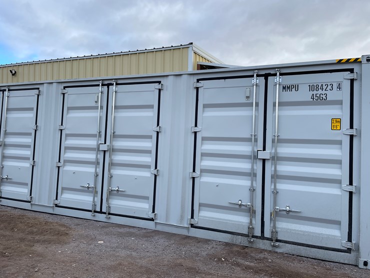 #200e-•-40'-container-image-2