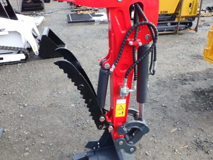 2025-vicsec-30-hydraulic-excavator-image-15