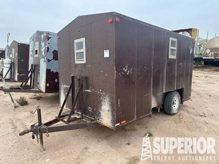 (x)-2007-terry's-trailers-t/a-bp-crewhouse-traile...-image-1