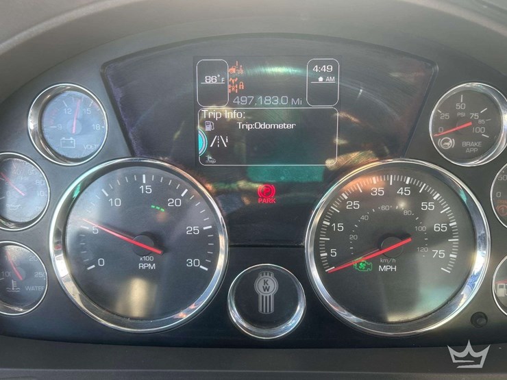 2016-kenworth-t680-image-11