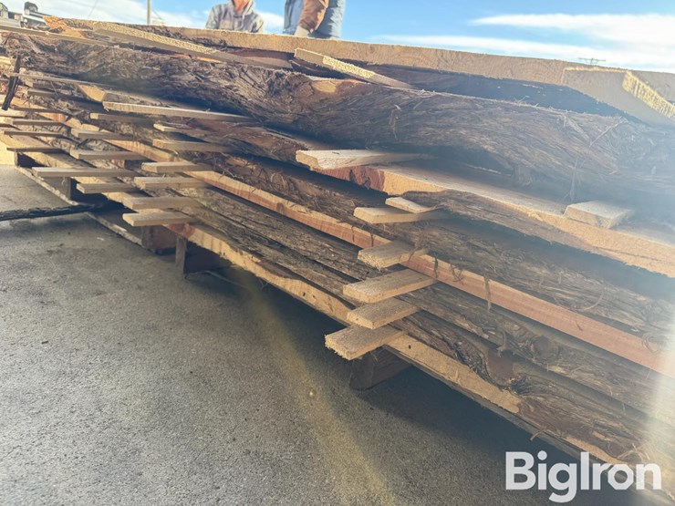 cedar-lumber-image-20