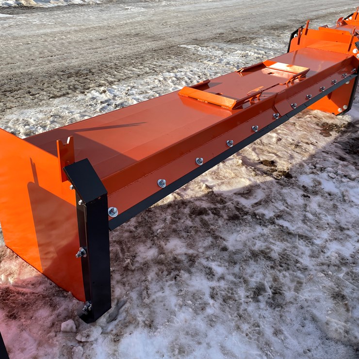 #18008 • Unused Pusher Attachment (Princeton, MN)