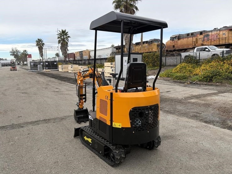 2025-vicsec-vc15-excavator-image-4