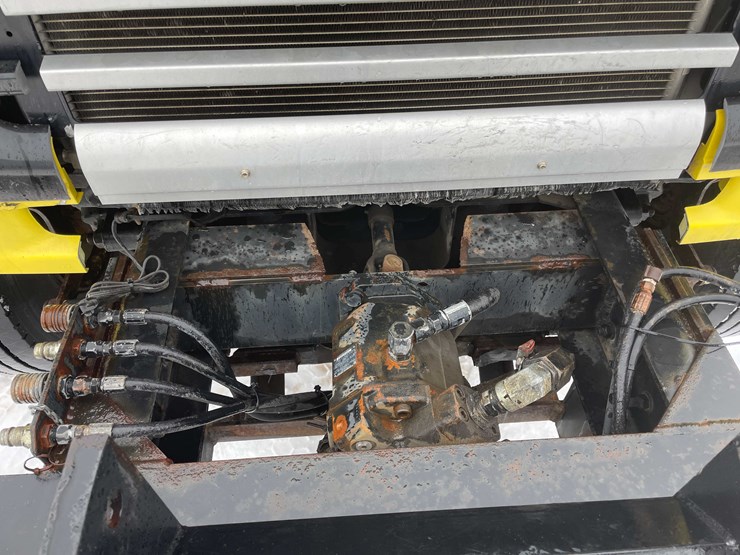 2004-caterpillar-c7-image-15