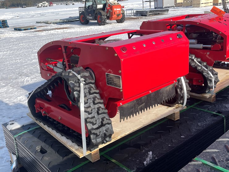 #180-•-remote-controlled-lawn-mower-(mosinee,-wi)-image-7