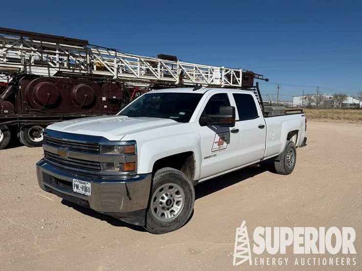 2019-chevrolet-2500-image-1