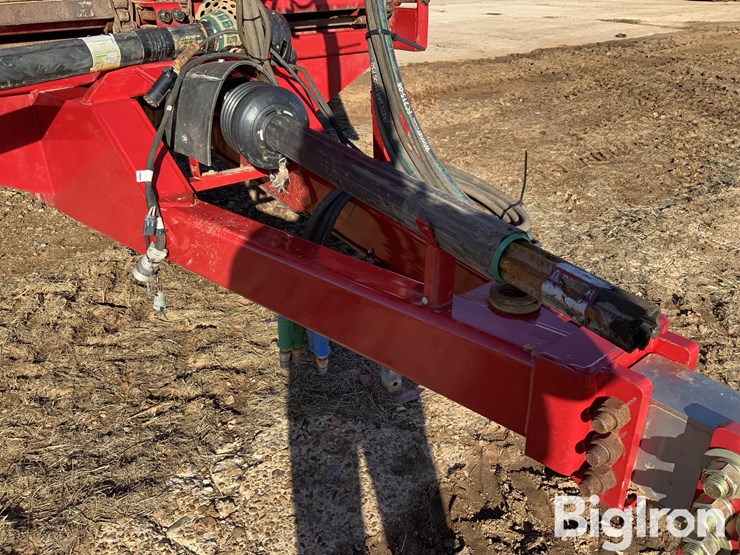 2024-artex-sbx800-tri/a-manure-spreader-image-11