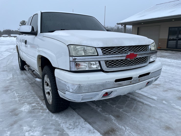 2006-chevrolet-1500-image-3