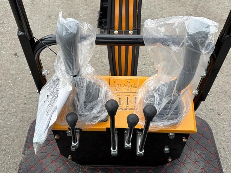 2025-vicsec-vc13-excavator-image-17