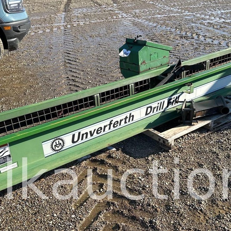2892 - UNVERFERTH DRILL FILL AUGER