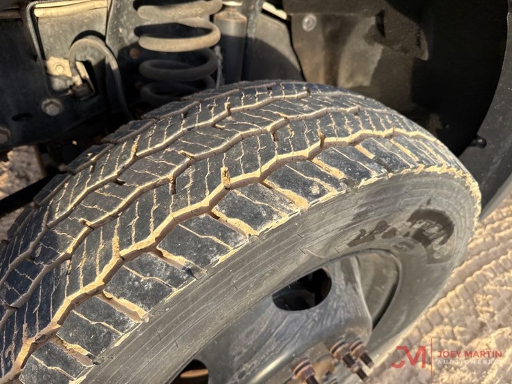 2016-ford-f550-xl-image-6