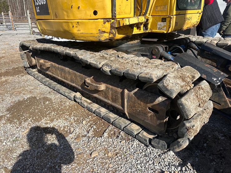 komatsu-pc138us-lc-image-12