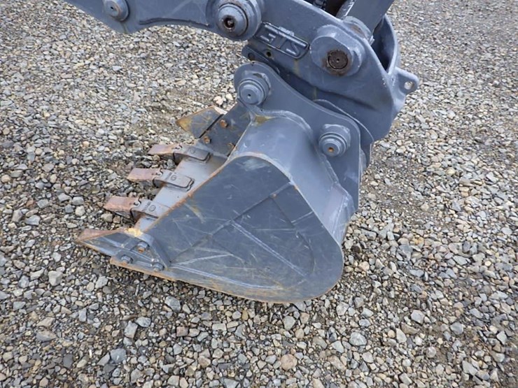 2022-xcmg-xe35u-image-8