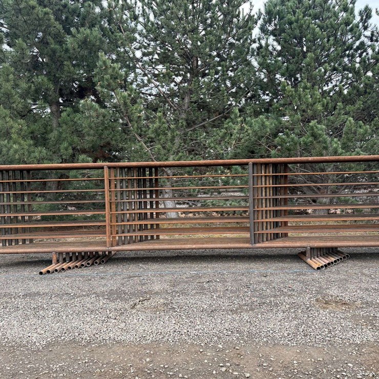 24' Freestanding Panels