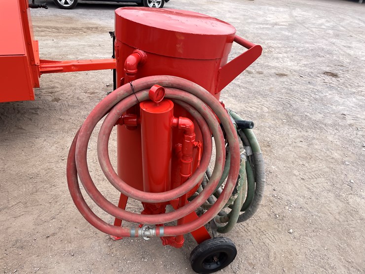 #205-•-sandblaster-and-pot-image-5