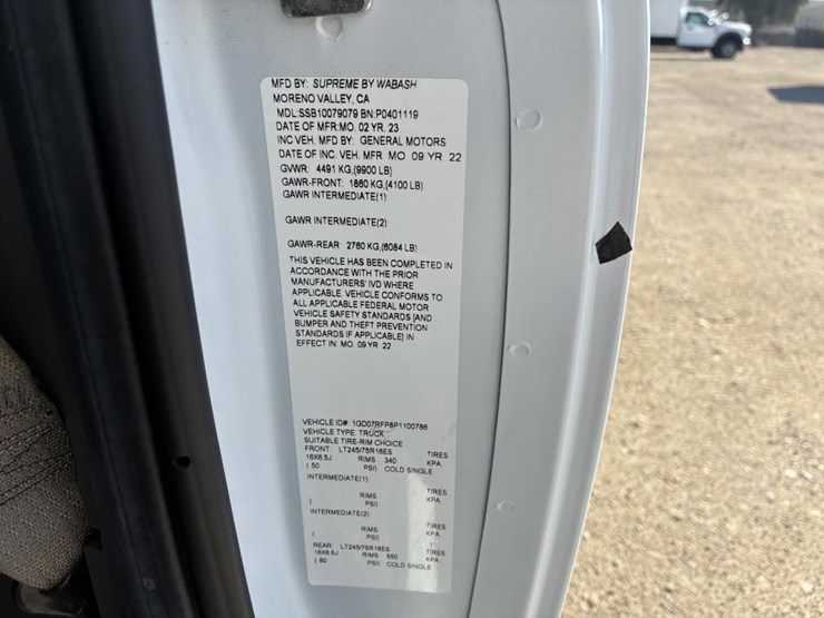 2023-gmc-3500-image-16