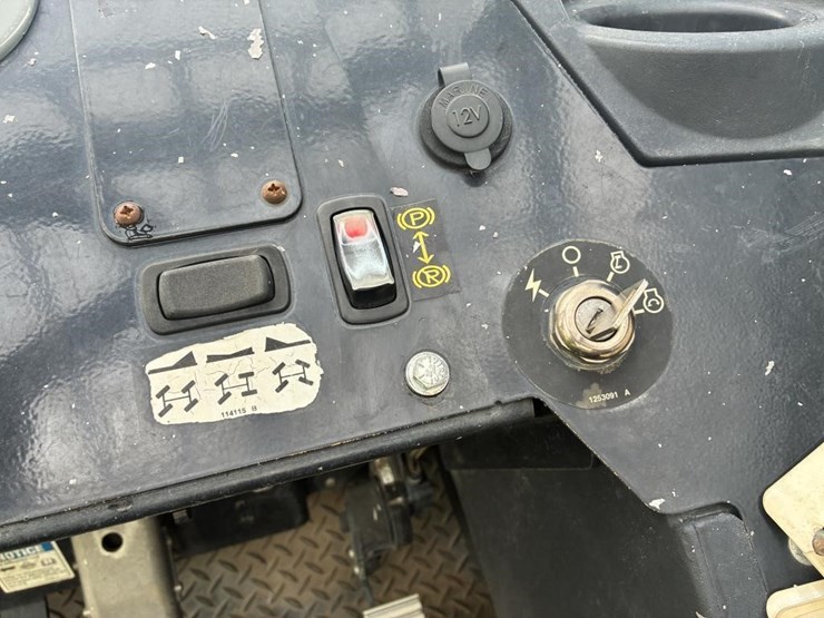 2015-genie-gth1056-image-15