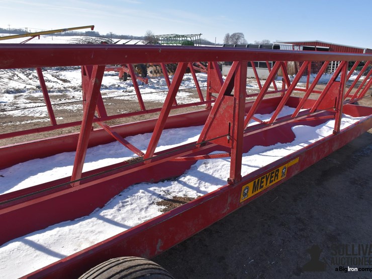 meyer-p-series-portable-bunk-feeder-image-20