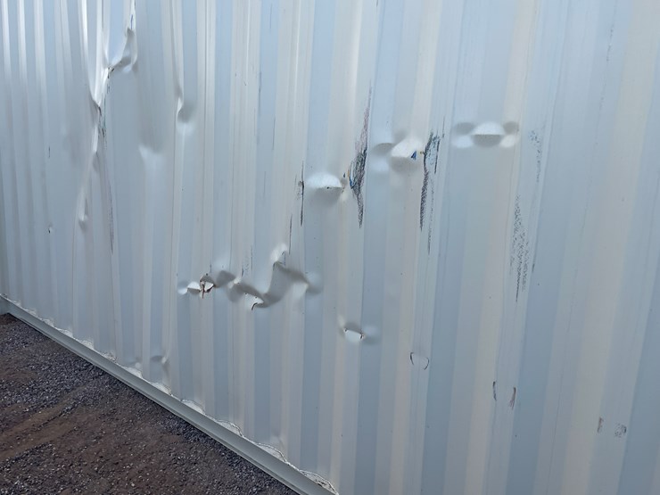 #200c-•-40'-container-image-12