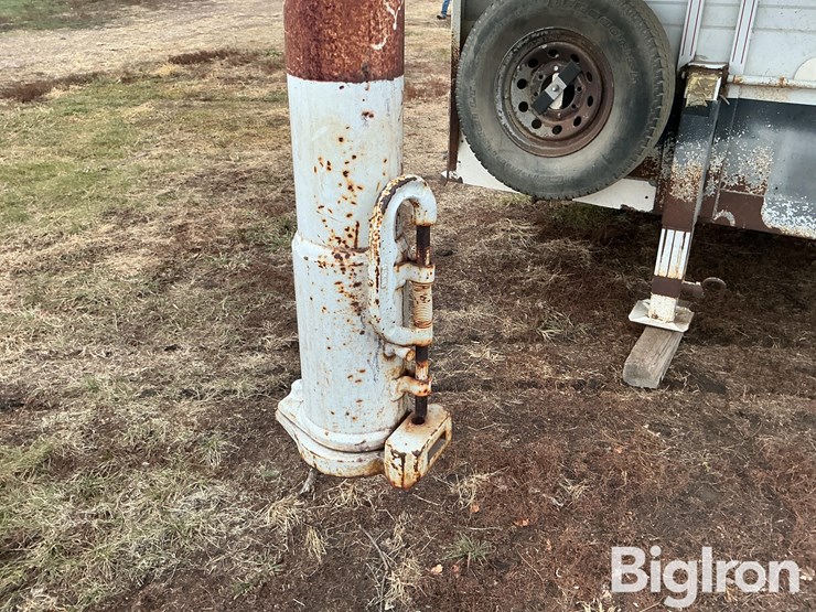 1999-titan-20-image-9