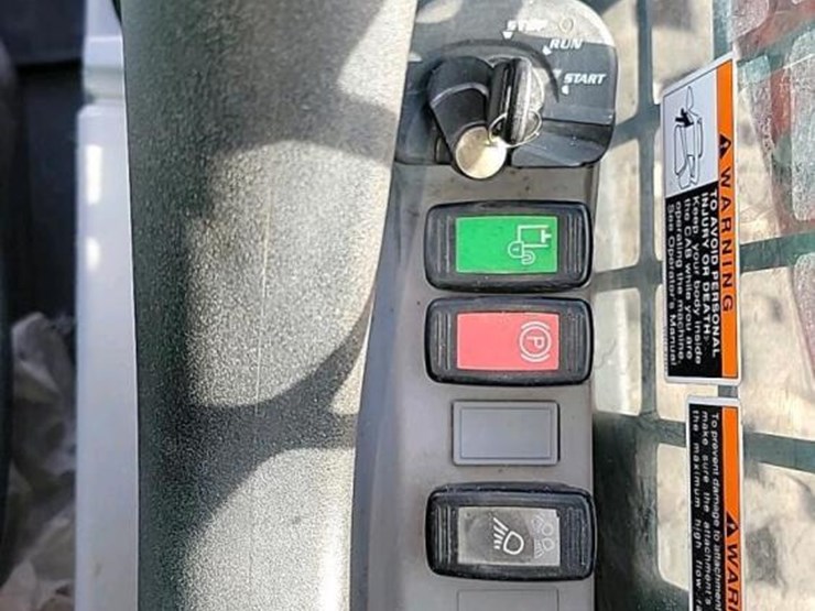 2019-kubota-svl95-2s-image-21