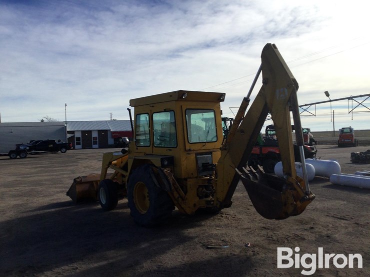 1980-deere-310a-image-4