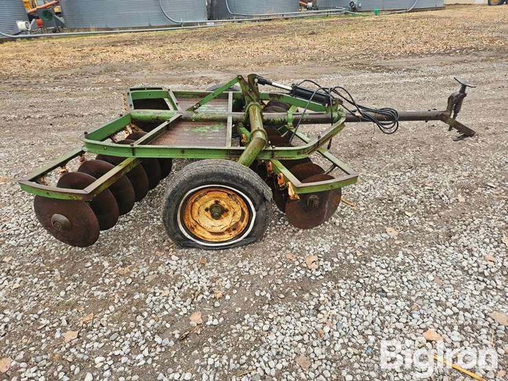 john-deere-8-image-4