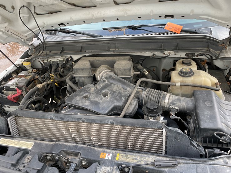 #330-•-2012-f350-super-duty-cab-and-chassis-pickup-(has-wi-title)(custer,-wi)-image-75