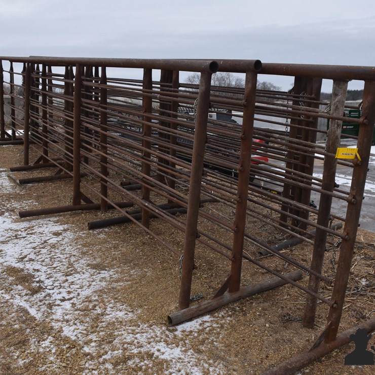 24' Livestock Free Standing Panels (BID PER UNIT)