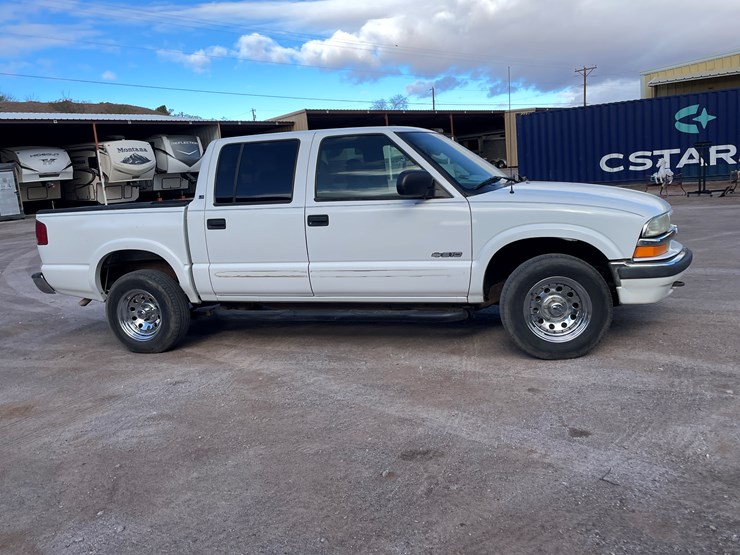 2002-chevrolet-s10-image-5