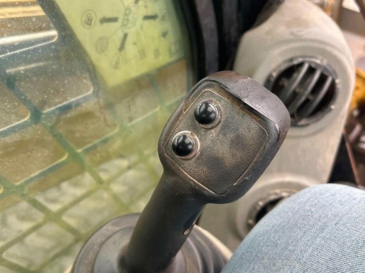 2011-caterpillar-299c-image-22