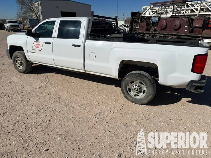 2015-chevrolet-2500-image-5