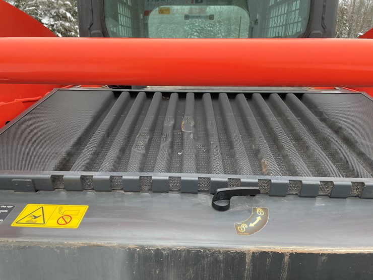 2022-kubota-ssv65-image-20