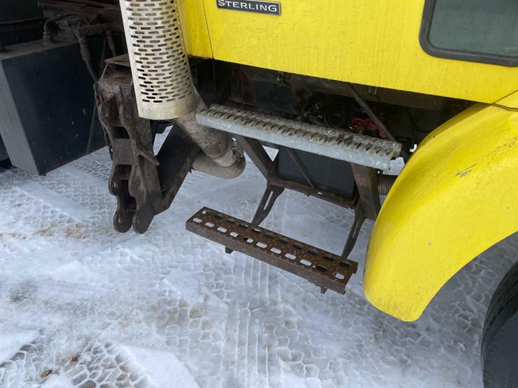 2004-caterpillar-c7-image-22