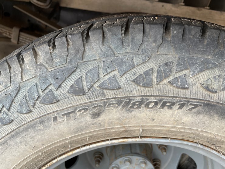 #330-•-2012-f350-super-duty-cab-and-chassis-pickup-(has-wi-title)(custer,-wi)-image-47