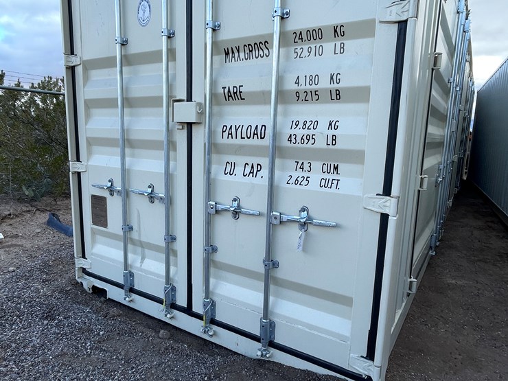 #200c-•-40'-container-image-5