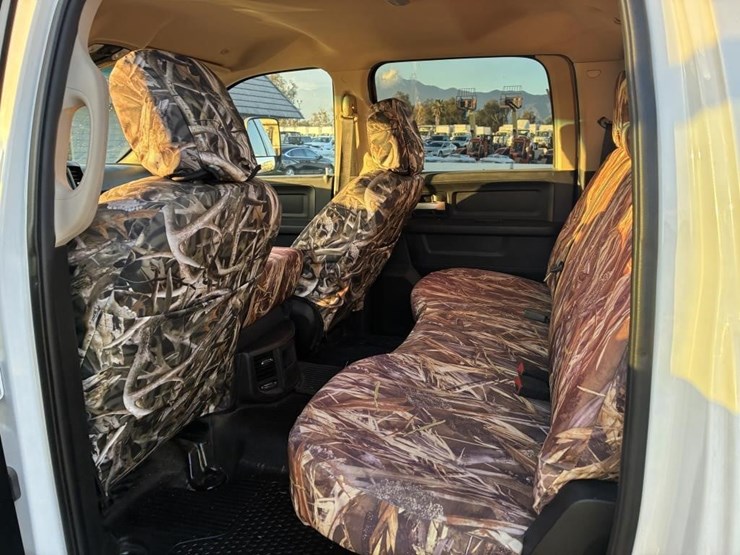 2019-dodge-ram-5500-image-14