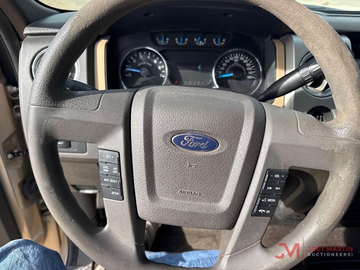 2014-ford-f150-xlt-image-26