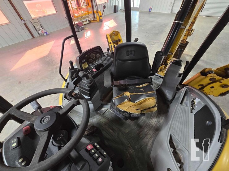 2011-caterpillar-420e-it-image-16