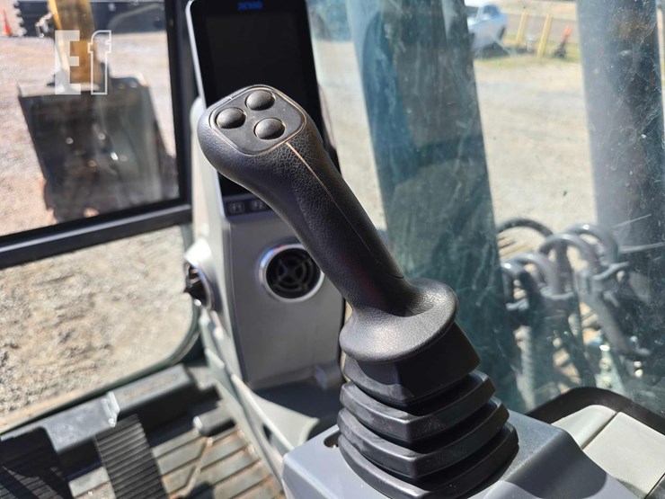 2022-xcmg-xe210u-image-18