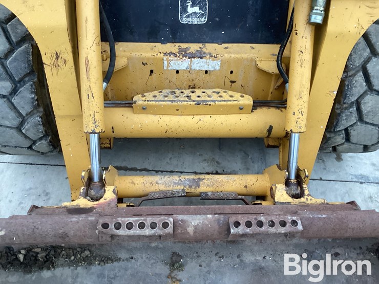 2001-john-deere-270-image-11