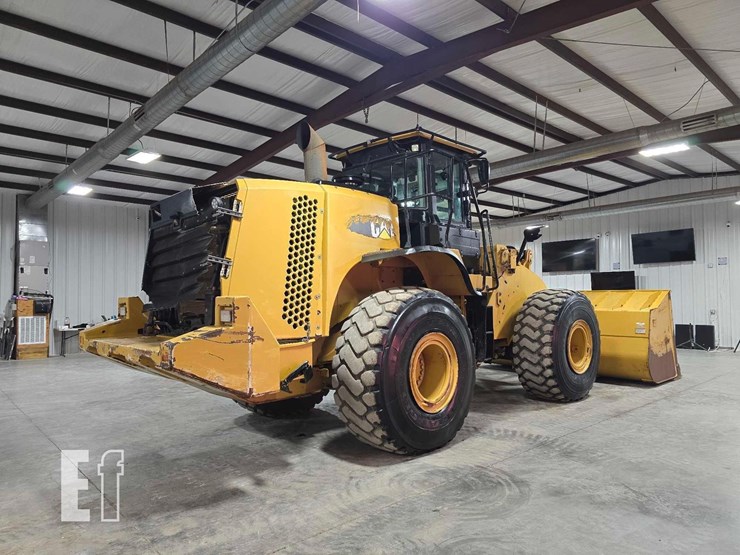 2012-caterpillar-972k-image-3