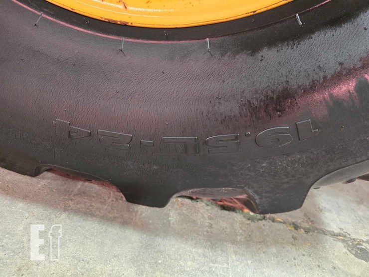 2011-caterpillar-420e-it-image-32