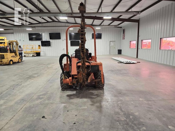 2015-ditch-witch-rt40-image-8