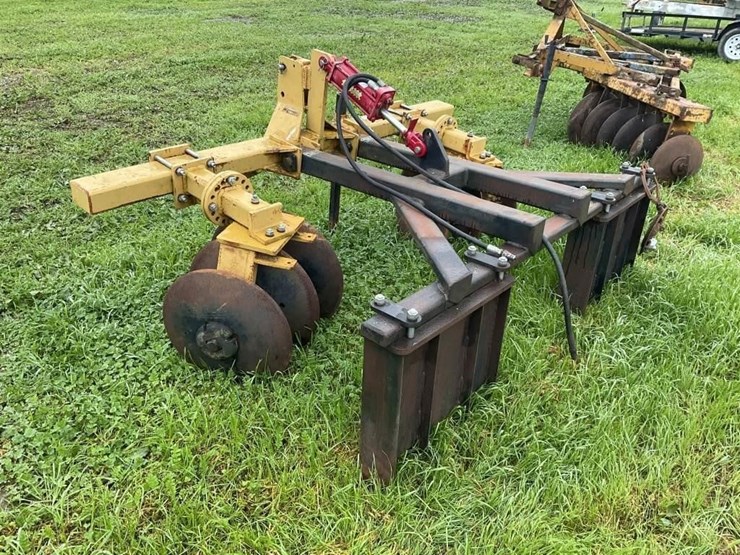 (offsite)-gearmore-3-pt-3-blade-ridger-image-5