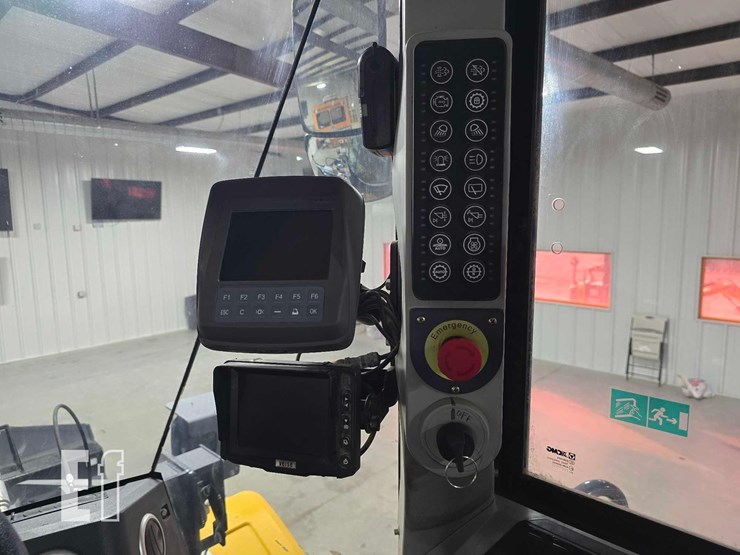 2022-xcmg-xc948u-image-19