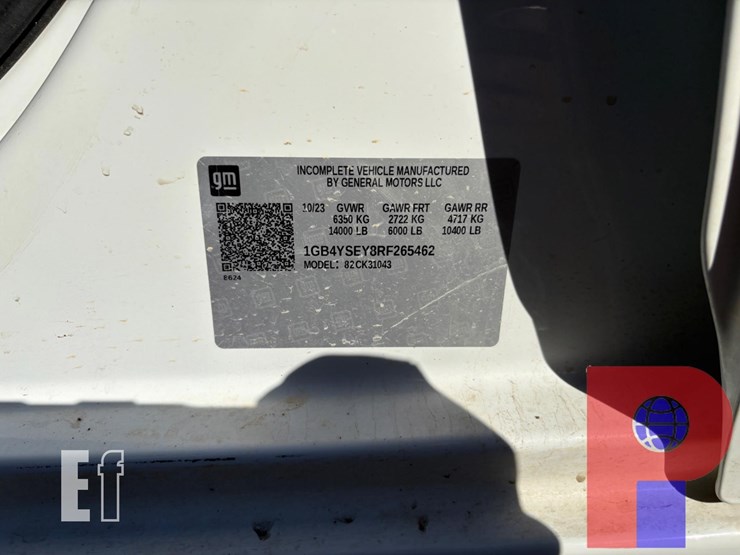 2024-chevrolet-silverado-3500hd-image-12